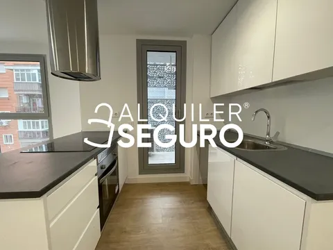 Appartamento 65 m² a Madrid (2/26)