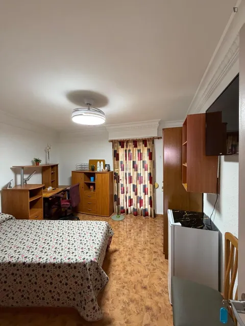 Chambre à louer, Valence