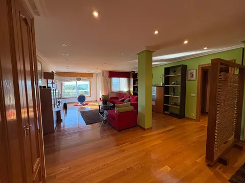 Pis de 100 m² a Vilagarcía de Arousa (3/14)
