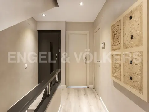 Pis de 440 m² a Esplugues de Llobregat