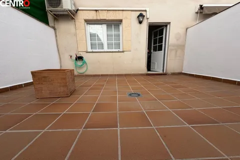 Pis de 68 m² a Cenes de la Vega