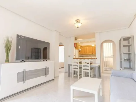 Casa de 61 m² a Oriola