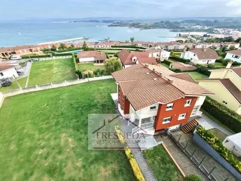 Casa 245 m² a Gozón