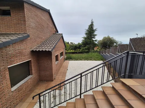 House 334 m² in Matadepera