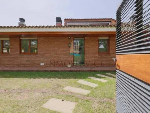 Casa de 500 m² a Sant Cugat del Vallès