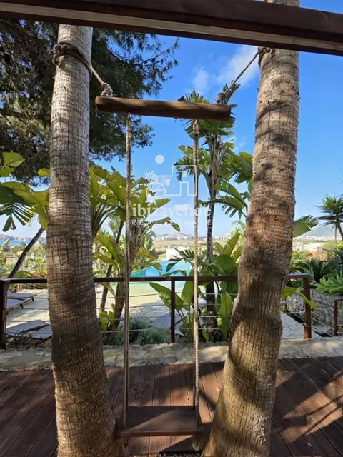 Дом 600 м² в Santa Eulària des Riu (3/40)