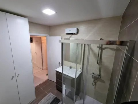 Room for rent, Ourense
