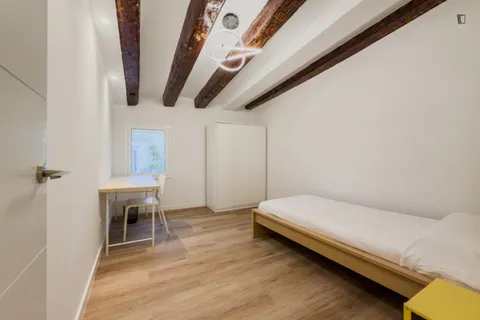 Habitación en alquiler, Barcelona (2/9)