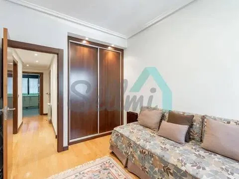 Pis de 92 m² a Oviedo