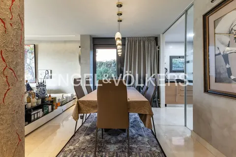 Casa de 305 m² a Tiana