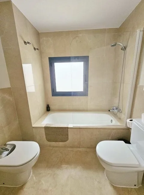 Wohnung 131 m² in San Roque