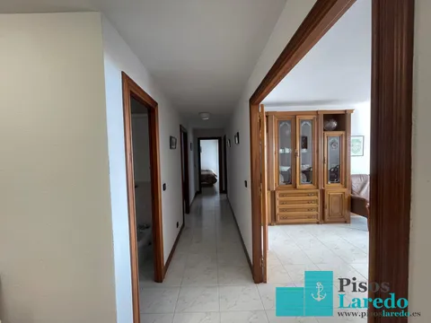 Wohnung 120 m² in Laredo