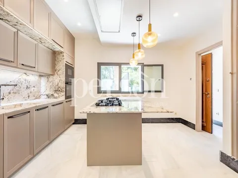Casa de 695 m² a Godella