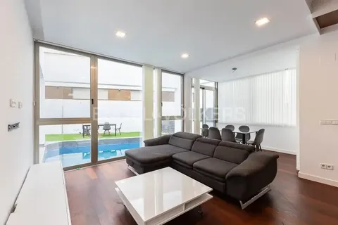 Maison 257 m² à Godella