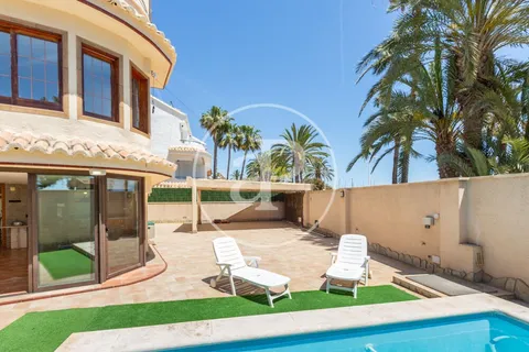 Casa de 260 m² a la Pobla de Farnals
