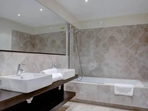 Casa 340 m² a Estepona