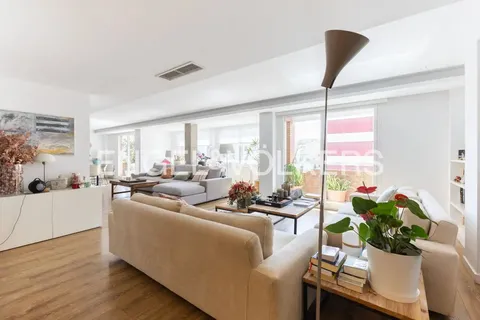 Pis de 275 m² a València