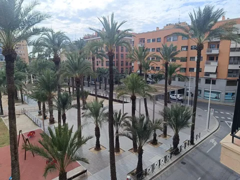 Piso de 117 m² en Elche