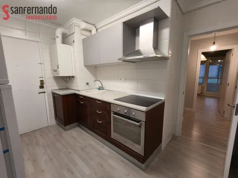 Wohnung 87 m² in Los Corrales de Buelna