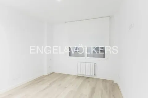 Wohnung 104 m² in Madrid