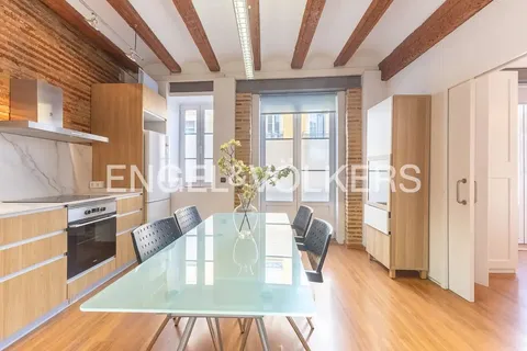 Wohnung 75 m² in Valencia