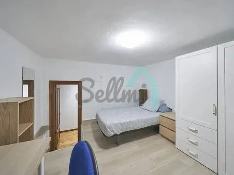 Pis de 112 m² a Oviedo