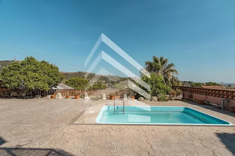 Haus 228 m² in Sant Just Desvern
