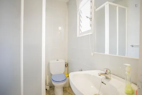 Zimmer zur Miete, l'Hospitalet de Llobregat (4/23)
