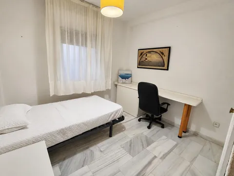 Pis de 90 m² a Còrdova