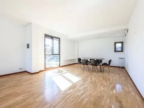 Wohnung 217 m² in Madrid