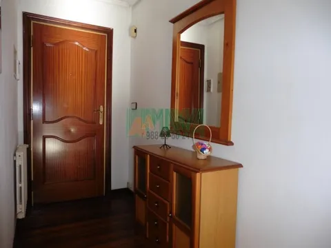 Pis de 70 m² a Ourense
