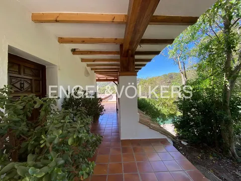 Appartement 380 m² à Nàquera / Náquera