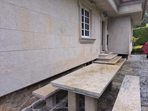 Casa de 494 m² a Teo