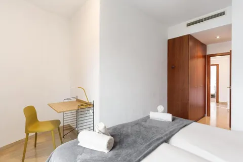 Квартира 100 м² в Барселоне
