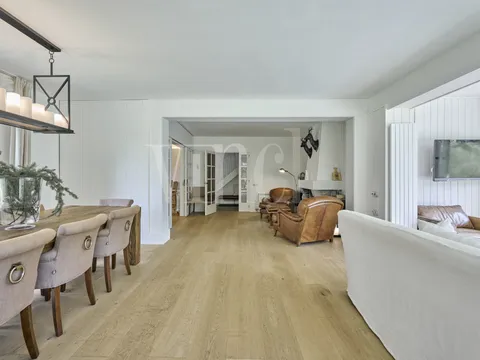 Casa de 230 m² en Prats i Sansor