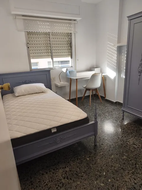 Habitació de lloguer, Burjassot