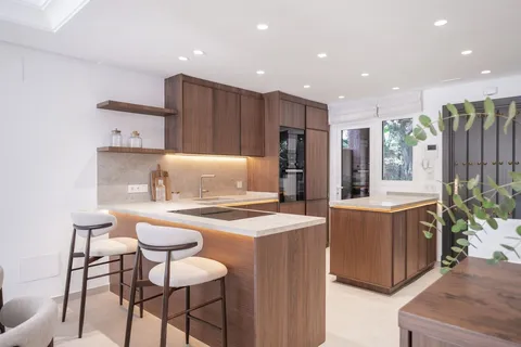 Haus 230 m² in Marbella