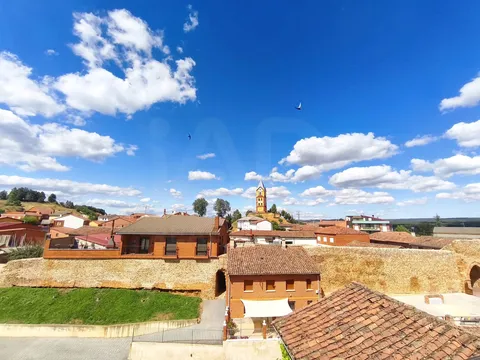 Pis de 95 m² a Almanza
