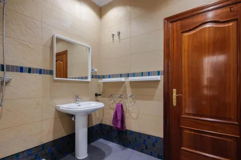Room for rent, Bilbao
