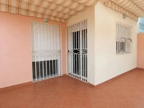 Wohnung 65 m² in Algeciras