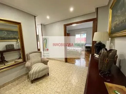 Appartamento 103 m² a Oviedo