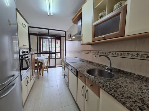 Pis de 82 m² a Oviedo