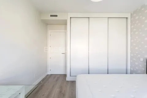 Appartement 159 m² à Madrid