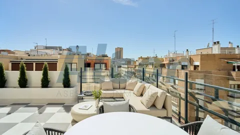 Flat 125 m² in Madrid (2/40)