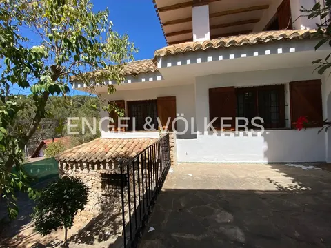 Appartement 380 m² à Nàquera / Náquera