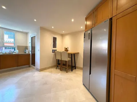 Pis de 180 m² a San Roque