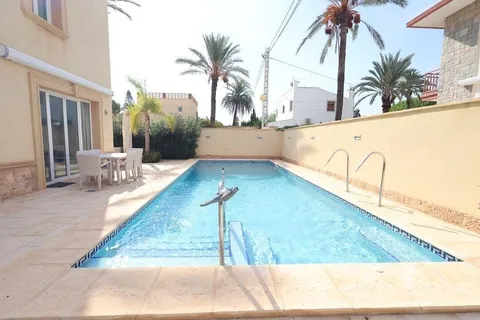 Moradia 415 m² em Orihuela