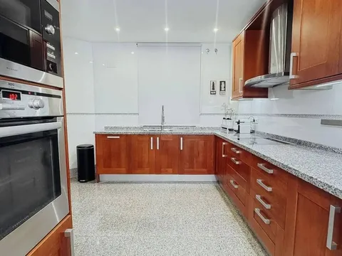 Pis de 131 m² a Estepona