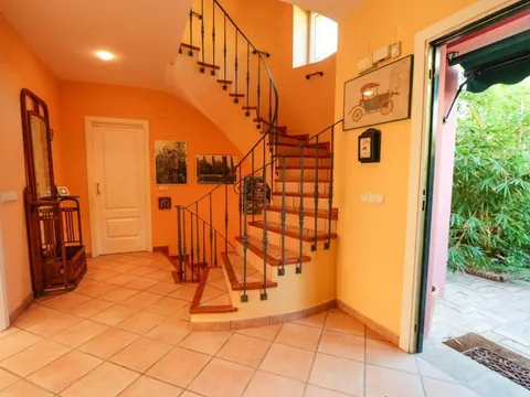 Casa 268 m² a Rocafort