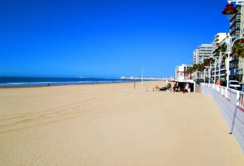 Appartamento 90 m² a Cádiz